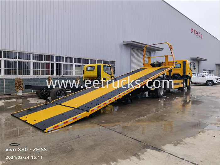 Dongfeng Wrecker Truck